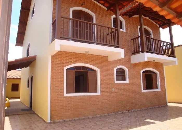 Casarão pertinho da Praia Bertioga